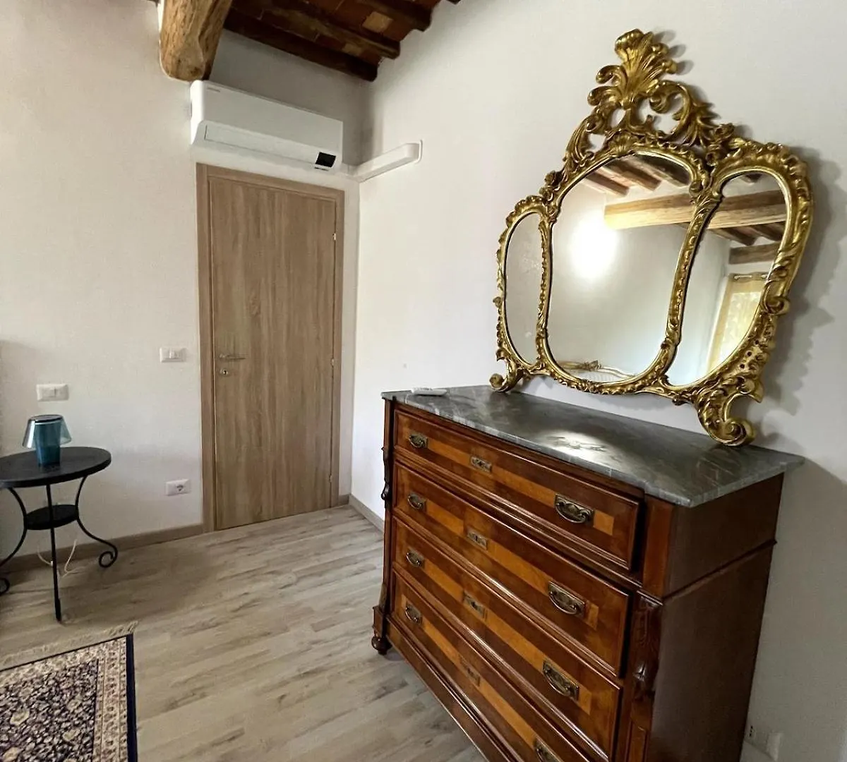 Daire Appartamento Serena, Comfort E Terrazza Privata Lucca İtalya