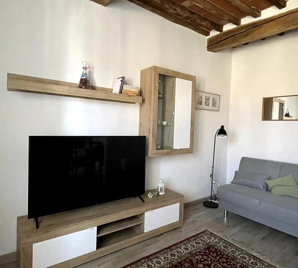 Appartamento Serena, Comfort E Terrazza Privata Lucca İtalya